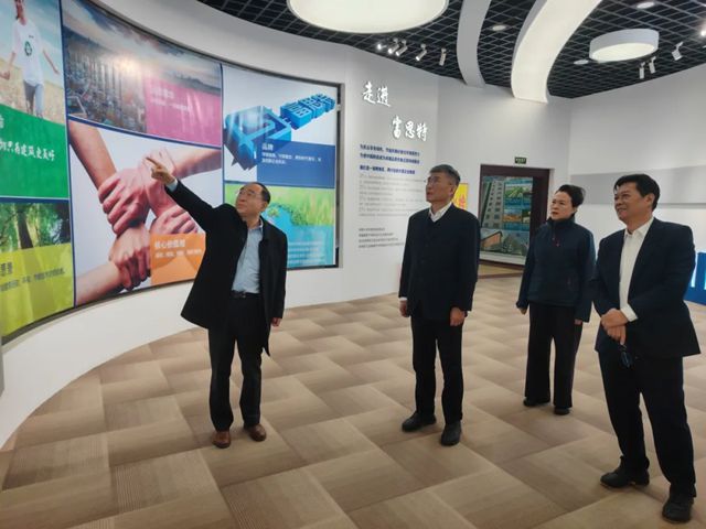 科技赋能桑梓 同心共绘蓝图——菏泽市领导一行莅临富思特考察，共话家乡发展新篇章