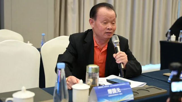 绽放智慧点亮未来丨晨光集团董事长缪国元先生受邀出席2025苏鲁皖涂料行业总裁峰会