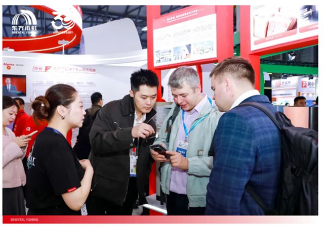 东方雨虹全景展示硬核实力，多维链接全球客商