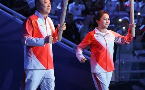 不止是火炬手！马琳以美涂士大使身份，点亮绿色全运“双重火炬”