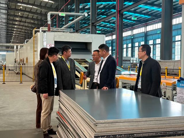 天尚设计集团胡庆龙院长一行莅临鳄鱼尼卡集团考察交流