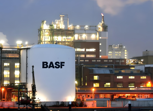 巴斯夫上演“边卖边建”：77亿欧元卖掉涂料业务后，又在德国秘密投产涂料厂