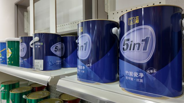 年销6000万！宝妈代理立邦成功逆袭，成为南京头部经销商——中外涂料网专访南京宏霞装饰董事长张叔霞