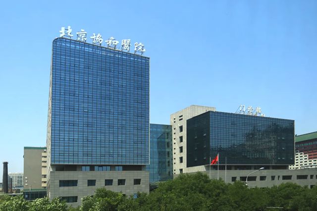 实力加冕双料冠军！北新防水揽获2025年建筑防水行业科学技术奖两项最高荣誉