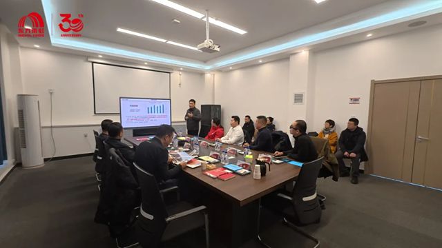 吉林省住房和城乡建设厅副厅长于技群一行赴东方雨虹考察调研