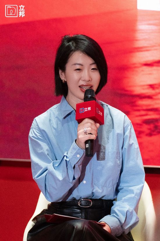 立邦魔术漆代言人朱珠现身广州设计周，与立邦共话“美学无界”