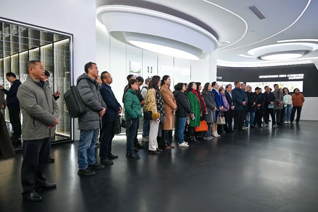 凝聚行业力量 建设一流协会——2025年度行业协会及服务平台工作座谈会于晨光产业园圆满举行