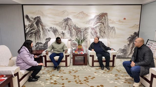 肯尼亚国家工业与商业联合会(KNCCI)首席代表莅临九阳参观,共探中肯合作新局!