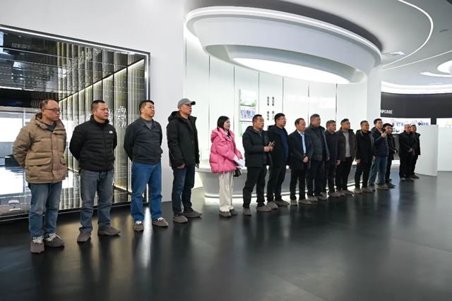 安徽省萧县代表团莅临晨光考察,共谋防腐新材料与产业协同新篇章
