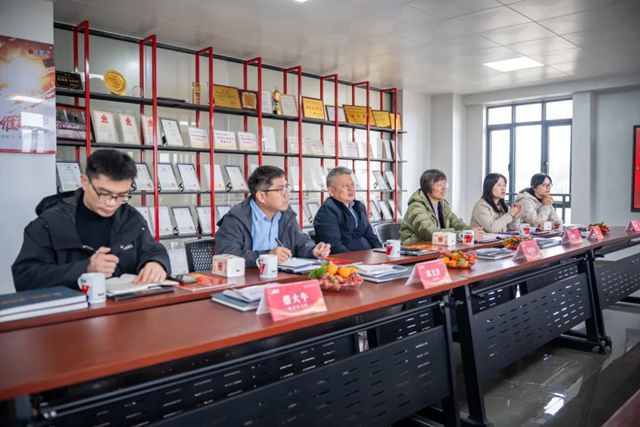 校企携手，共绘创新蓝图——泉州师范学院化工与材料学院领导一行莅临美惠考察交流