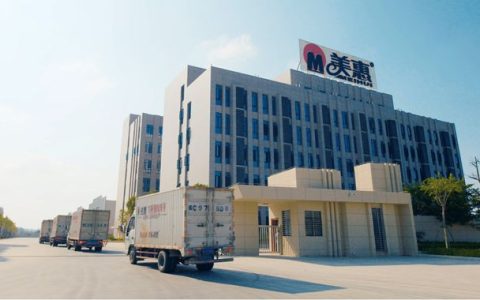 2025美惠逆势狂飙！石冠军+乡墅联盟引爆仿石漆赛道，凭啥领跑行业？