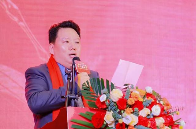 保俪莱匠心十五载铸丰碑，新征程聚力同心启新章