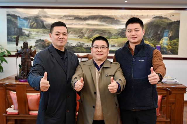 行业普遍内卷，他的业务为何能逆势增长20%？深耕交付是关键——专访深圳市油漆堡实业有限公司遇尚乐巢总经理陈乐江