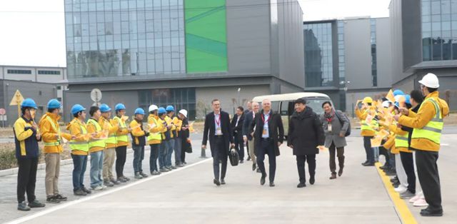 西卡集团首席执行官Thomas Hasler率团访华，与中国团队共策发展新篇