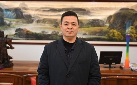 对话油漆堡：存量时代 如何以“全品类+双包”双轮驱动增长？