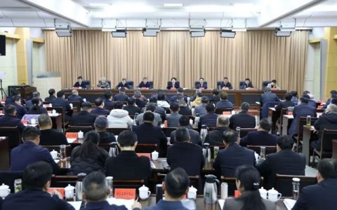 鳄鱼尼卡集团连获市、县两级“表现突出创新型企业” 及 “优秀工业企业”殊荣！