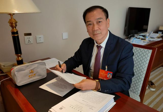 两会好声音：人大代表黄达昌建议打通深江高铁南延线