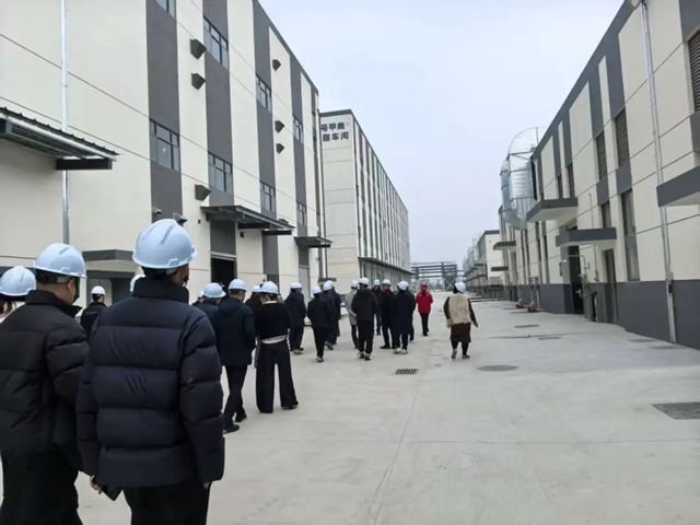 方鑫树脂与晨光涂料：行业先锋的携手共进！