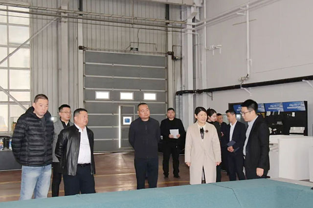 湖北省鄂州市梁子湖区委副书记、区长窦小华带队宇阳泽丽考察交流