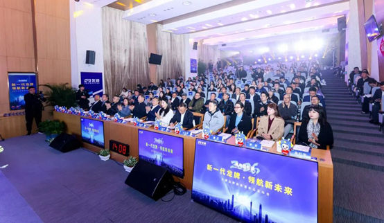 楼上脚步声太吵？龙牌静音墙53分贝隔声，住建部认证，给高考生一个能专注的家