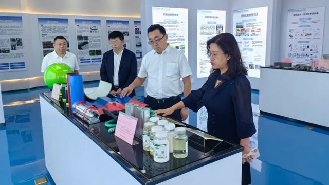 三峡油漆赴广东防腐院开展合作洽谈