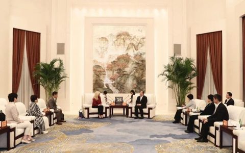 PPG高管拜访江苏省政府领导，背后藏着一盘“智造”大棋