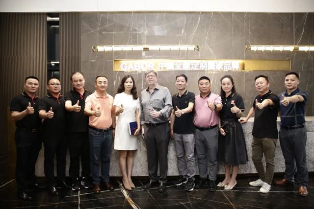 德系匠心 · 强强联盟 | 德国瑞洛科漆×六大头部装企,共筑高端人居新生态