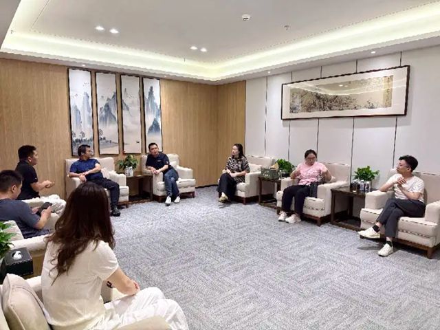 飞扬骏研&皇驰联合实验室揭牌仪式，强强联合共筑新生态