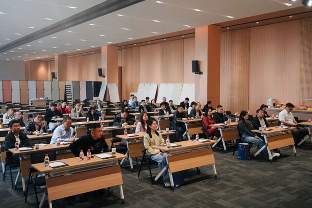 曼得丽涂料选商峰会以势聚力，向新而行