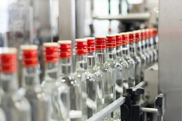 为智能酿造夯实“地基”，立邦中标泸州老窖智能酿造技改地坪项目