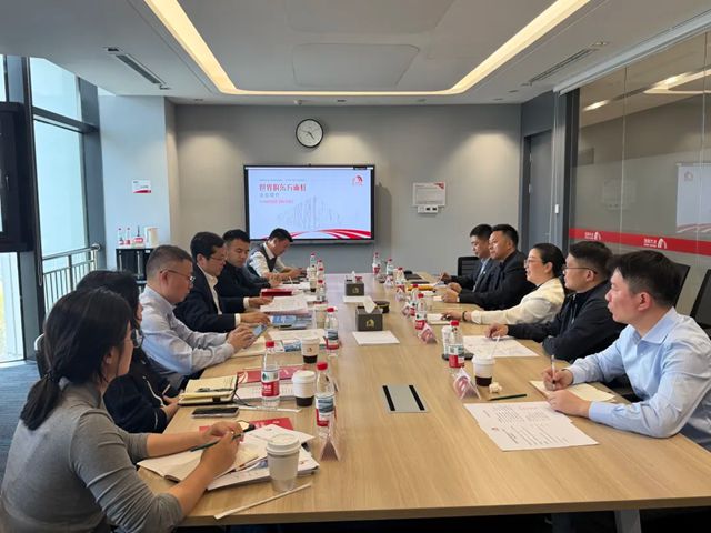 苏州恒泰集团莅临东方雨虹·德爱威参访交流，共探建筑产业生态合作新路径！