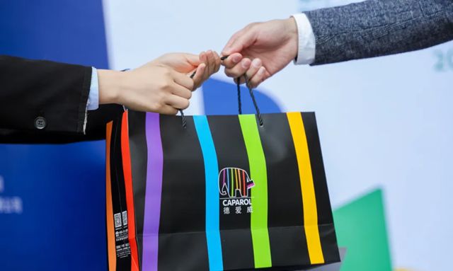 苏州恒泰集团莅临东方雨虹·德爱威参访交流，共探建筑产业生态合作新路径！