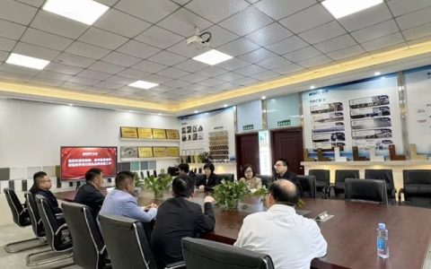 湖北省标准化与质量研究院副院长鲁曦一行到湖北睿智调研指导“湖北精品”创建工作