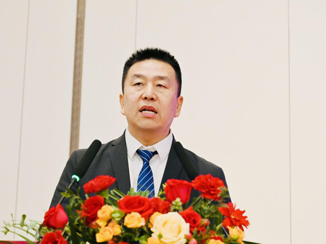 七秩砺剑，百年启航：菱湖漆70周年庆典背后的突围与远征