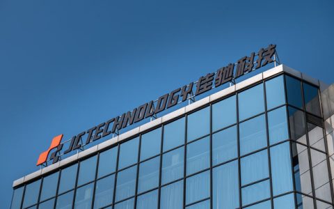 炸了！佳驰科技豪掷2亿，45%利润装进股东口袋！错过的拍断大腿