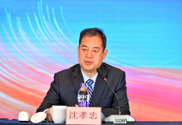 行业顶流集结！第十七届金漆奖年度人物揭晓，个个都是“狠角色”