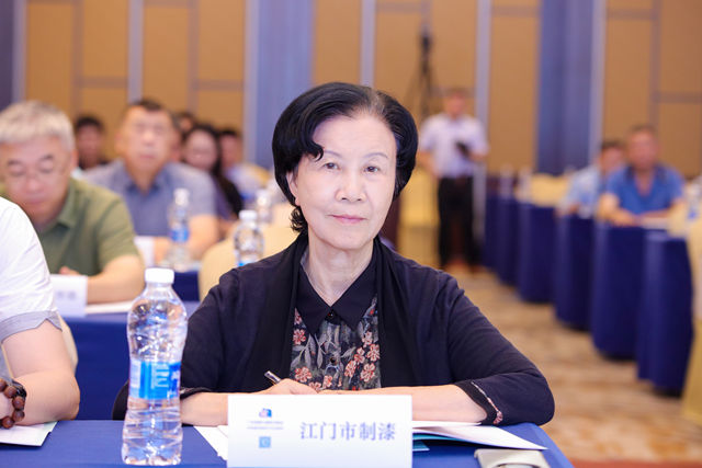 行业顶流集结！第十七届金漆奖年度人物揭晓，个个都是“狠角色”