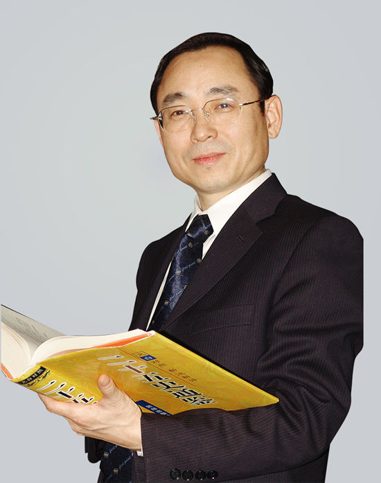 行业顶流集结！第十七届金漆奖年度人物揭晓，个个都是“狠角色”
