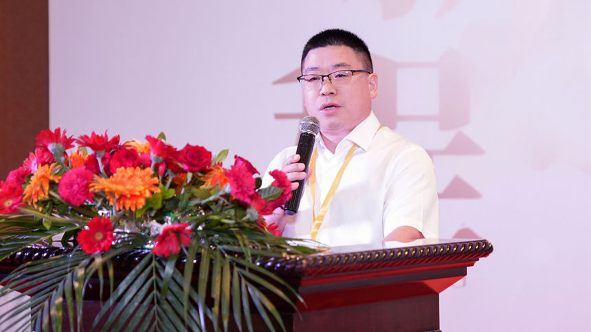 李甫年出席瓦科2026战略升级峰会，高度肯定“大师傅焕新家”旧改战略