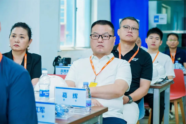 探访顶级原料供应商 | 蒙太奇董事长赵广全走进巴斯夫工厂