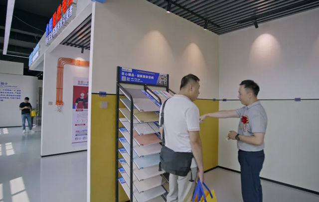 聚力共营，共赢未来！油漆堡一站式共营共享展厅盛大启幕