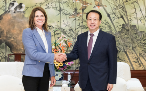 全球涂料龙头高层拜访中国两地政府，释放什么信号？