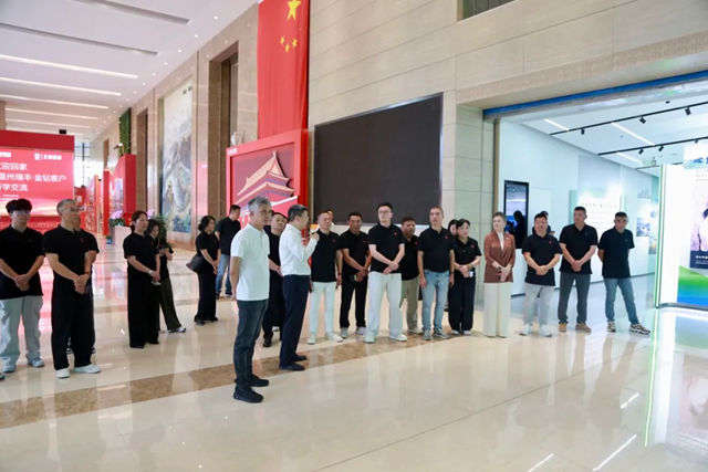 聚力央企平台,共探行业新局 | 温州瑞丰·嘉宝莉金钻客户赴北新建材总部研学参访