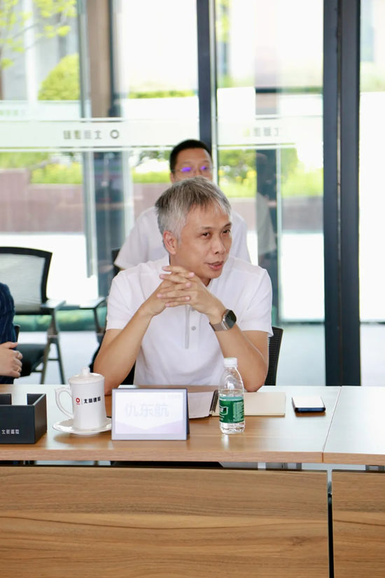 聚力央企平台,共探行业新局 | 温州瑞丰·嘉宝莉金钻客户赴北新建材总部研学参访