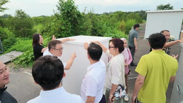 中新绿色产业对话 新加坡考察团到访富思特交流考察
