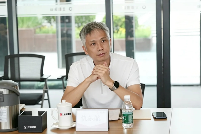 北新嘉宝莉携核心经销商回家