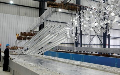 季度营收增至30亿！这家涂企自信上调目标：全年剑指125亿