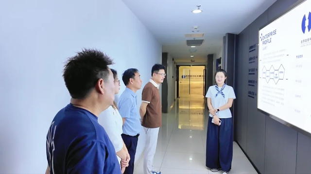江苏冠军科技集团与链信数字科技集团签署战略合作协议