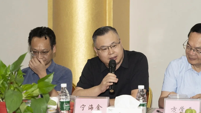 热烈欢迎师大广州校友会莅临巴德士：师友同心话实业，聚力同行向未来