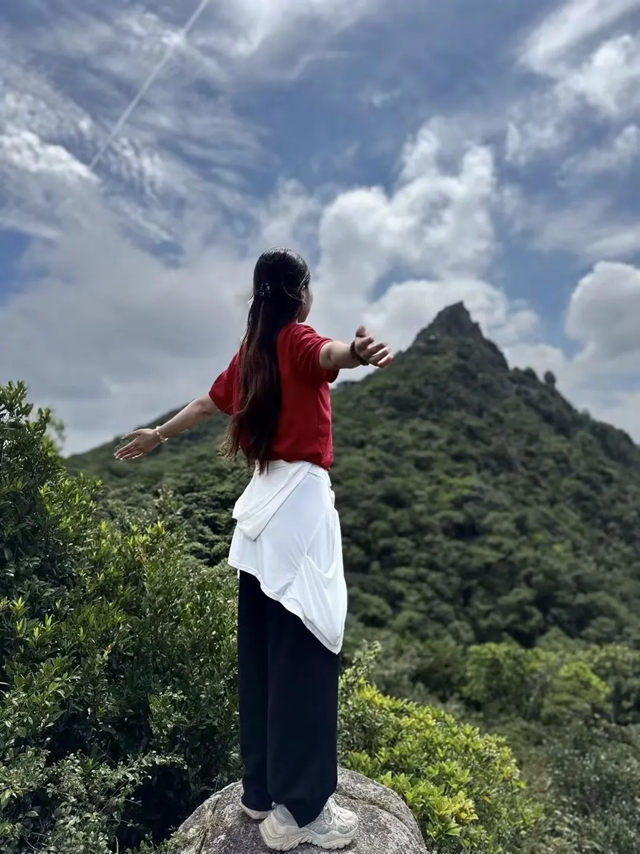 向上攀登,全力以赴!美惠石感漆省外战队半年度蓄力启航